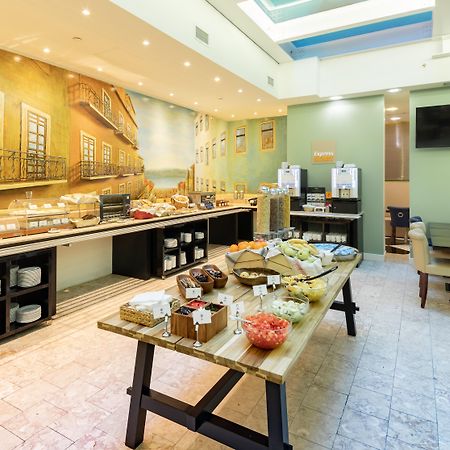Holiday Inn Express Lisboa - Av. Liberdade By Ihg Luaran gambar