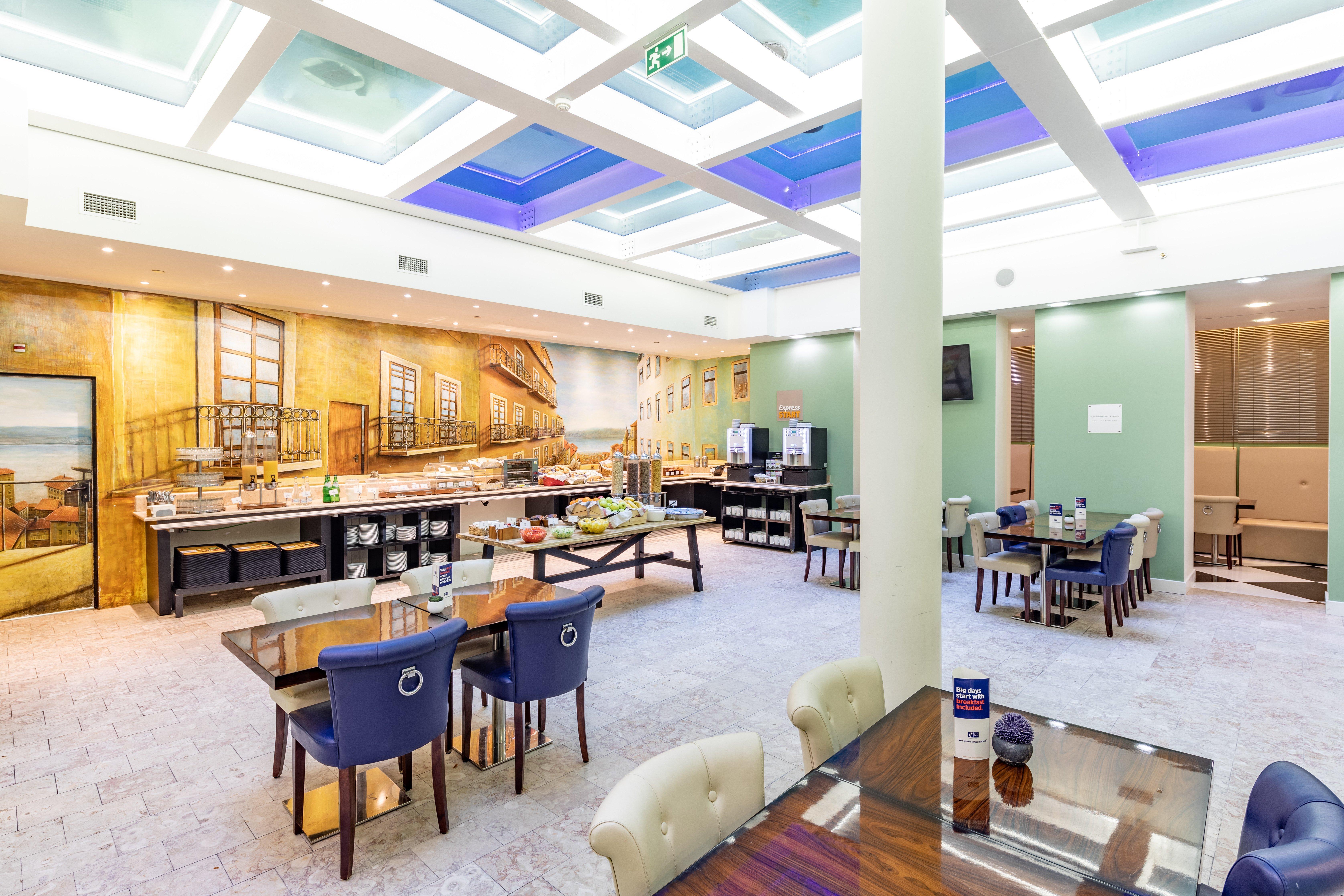 Holiday Inn Express Lisboa - Av. Liberdade By Ihg Luaran gambar