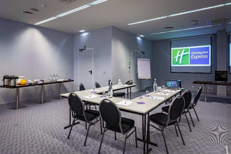 Holiday Inn Express Lisboa - Av. Liberdade By Ihg Luaran gambar
