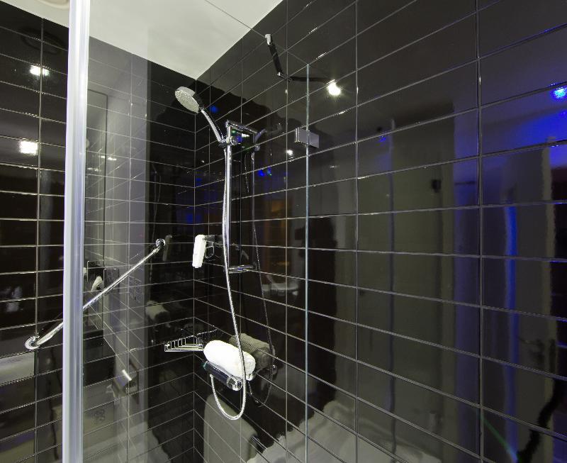 Holiday Inn Express Lisboa - Av. Liberdade By Ihg Luaran gambar